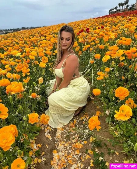 Emily Knight 28 OnlyFans Thumbnail #NmE9XSOqtv