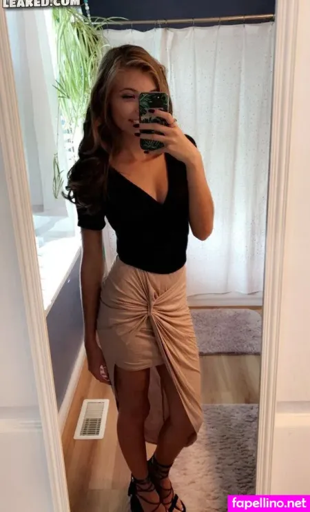 Emily Koeppel OnlyFans Thumbnail #3DGhcyBqE4