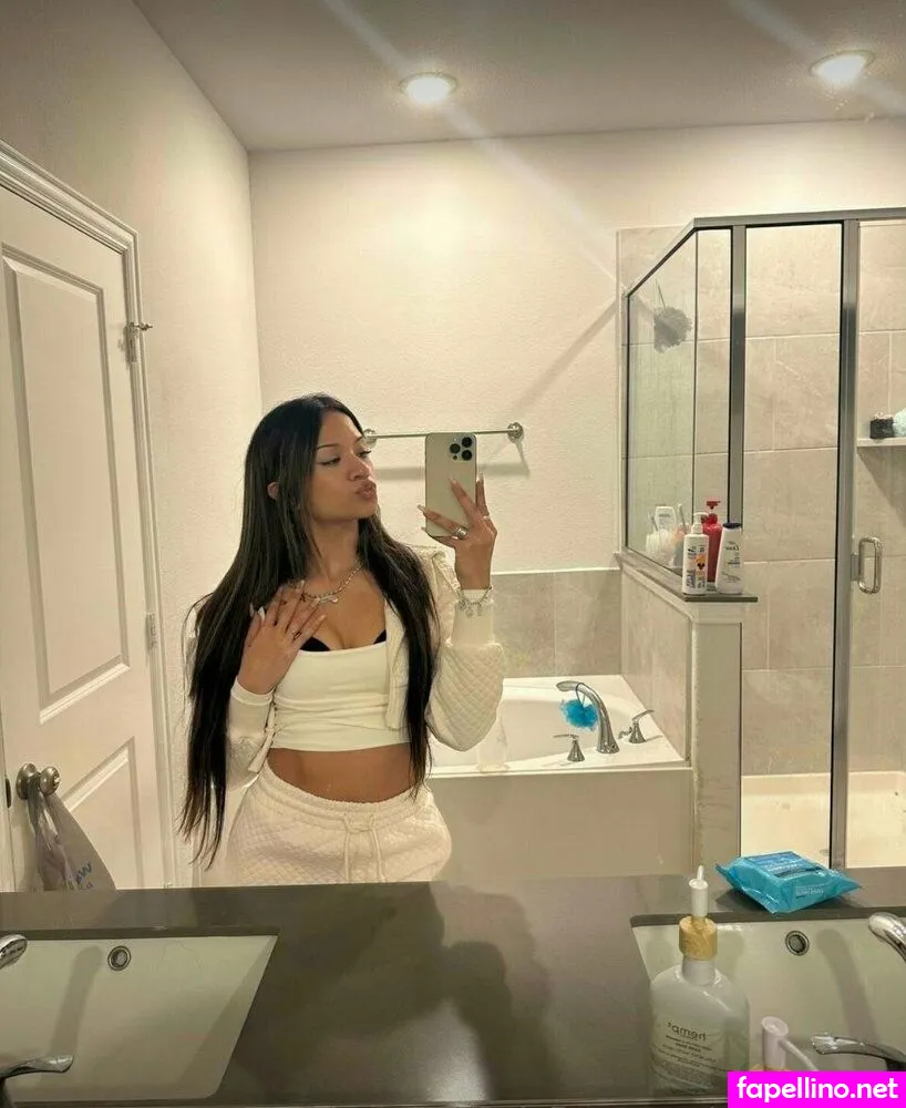 Emilyylouu, Emilyylouu1, emilyylouu_ Nude Leaked OnlyFans Photo #llbTrM5LRN