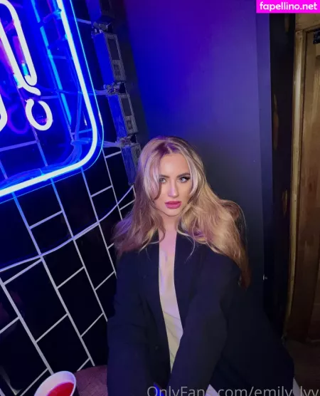 Emily Lyy OnlyFans Thumbnail #QHBG7u3Bgj