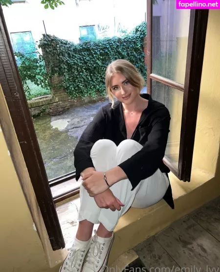Emily Lyy OnlyFans Thumbnail #xd1d44beIg