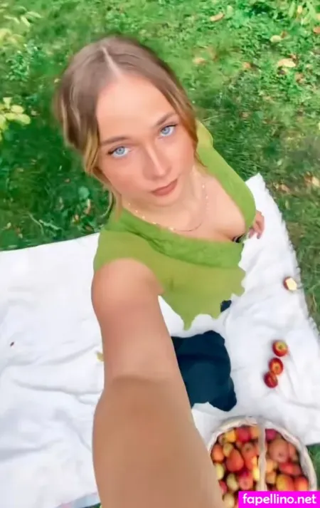 Emily Marie Neumann OnlyFans Thumbnail #qz69wyBO2u