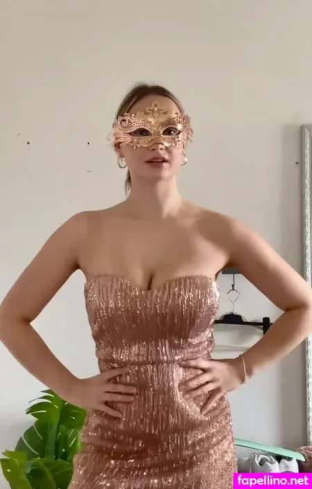 Emily Marie Neumann OnlyFans Thumbnail #yAmgotUdVq