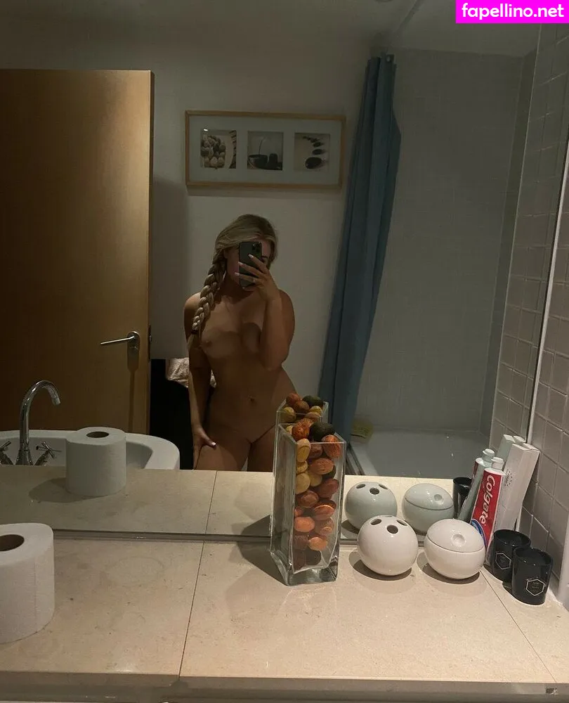 emilymarlor, emilymarlorx Nude Leaked OnlyFans Photo #K7U8I3FmB4