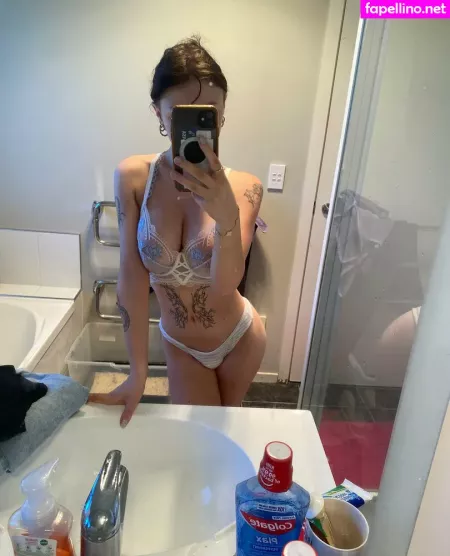 Emily Maye Russ OnlyFans Thumbnail #R01tRWuNKu