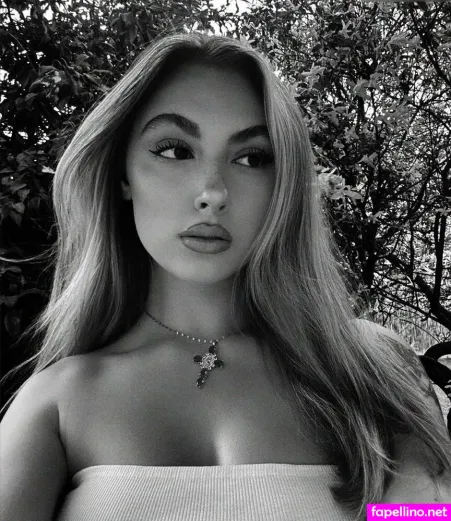 Emily Mhl OnlyFans Thumbnail #bjYmH7kcQY