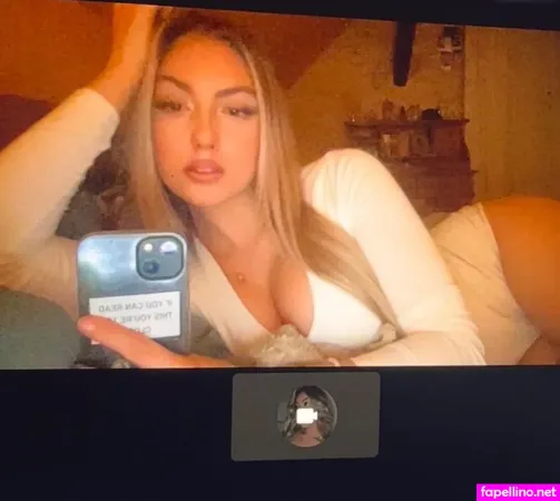 Emily Mhl OnlyFans Thumbnail #mLSFiiD4Zc