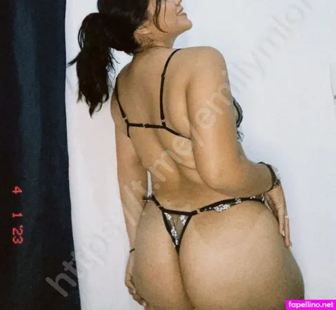 Emily Ml OnlyFans Thumbnail #kVDpmxsxCc