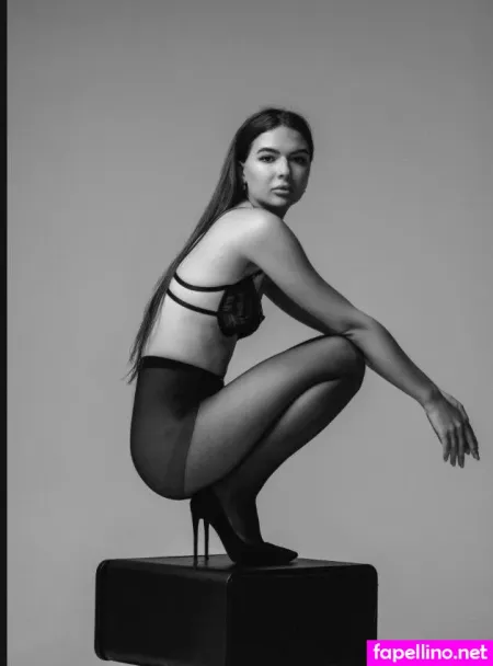 Emily Moon OnlyFans Thumbnail #32DcEvsajS