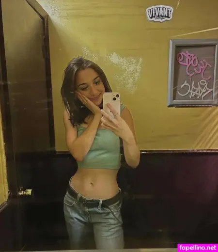 Emily Nicole Carruth OnlyFans Thumbnail #W9huynjcIo