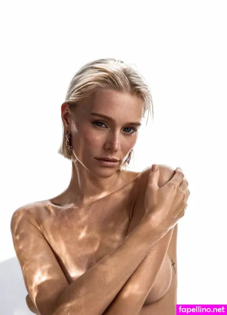 Emily Nina Streckies OnlyFans Thumbnail #xp0Gs3Ivew