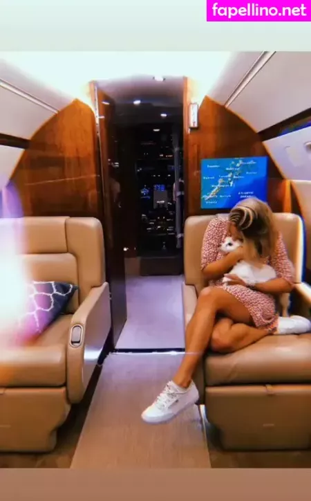 Emily Osment OnlyFans Thumbnail #7TdzDtARHy