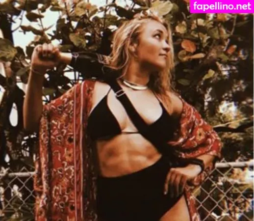 Emily Osment OnlyFans Thumbnail #AweM7RlvQH