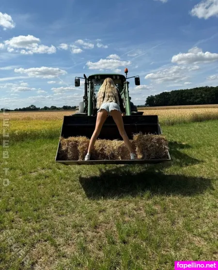 Emily Peperoni Main Profile Photo