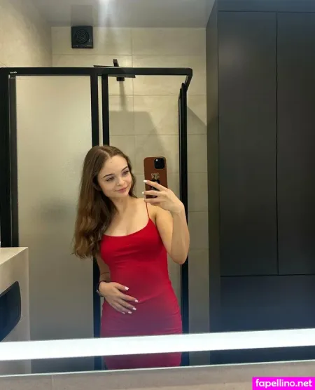 Emily Petite OnlyFans Thumbnail #UDSHqlA7oX