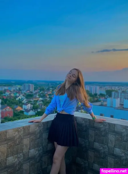 Emily Petite OnlyFans Thumbnail #nl10JYwMPV