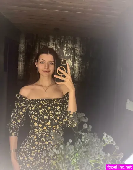 Emily Petitegrl OnlyFans Thumbnail #ernbLXN6x5