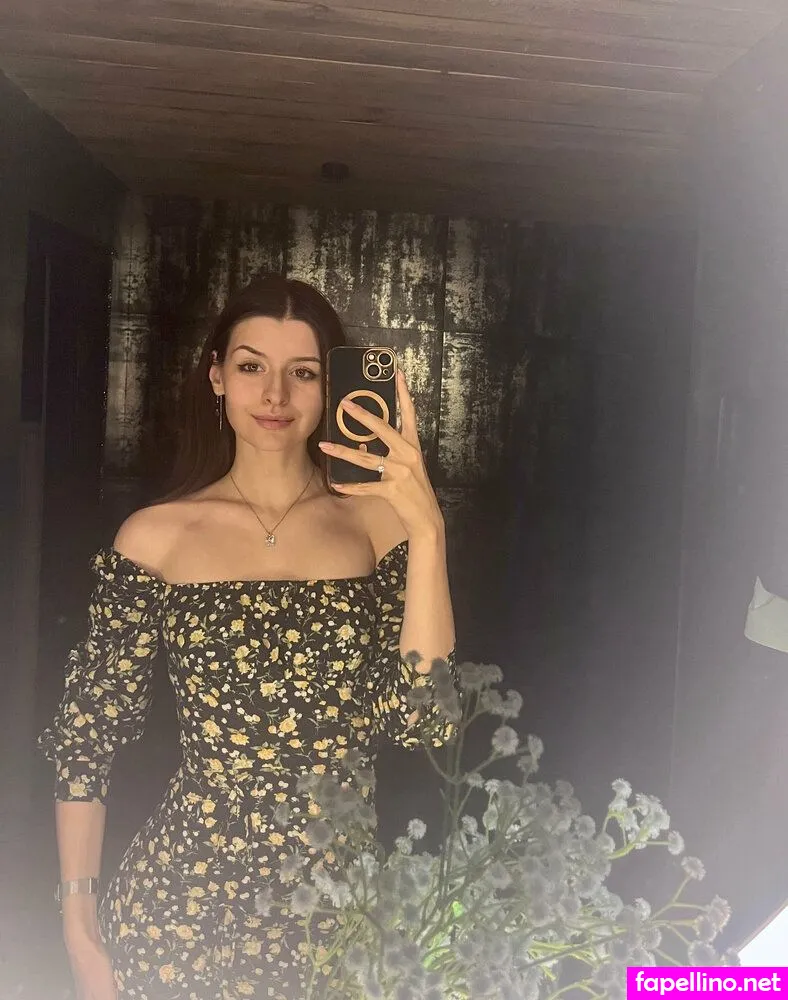 emilylouiseyt, petite.grl Nude Leaked OnlyFans Photo #ernbLXN6x5