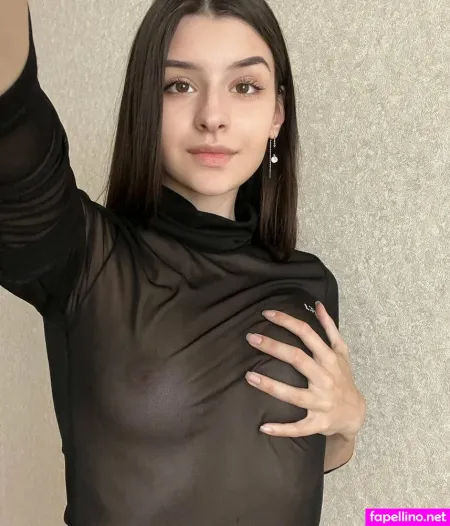 Emily Petitegrl OnlyFans Thumbnail #isudG2UWlc