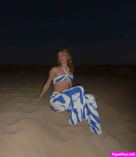 Emily Psarras OnlyFans Thumbnail #ape1SScWlc