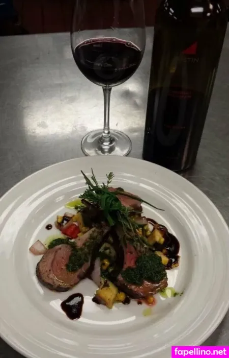 Emily Raay OnlyFans Thumbnail #86iSIPhFN5