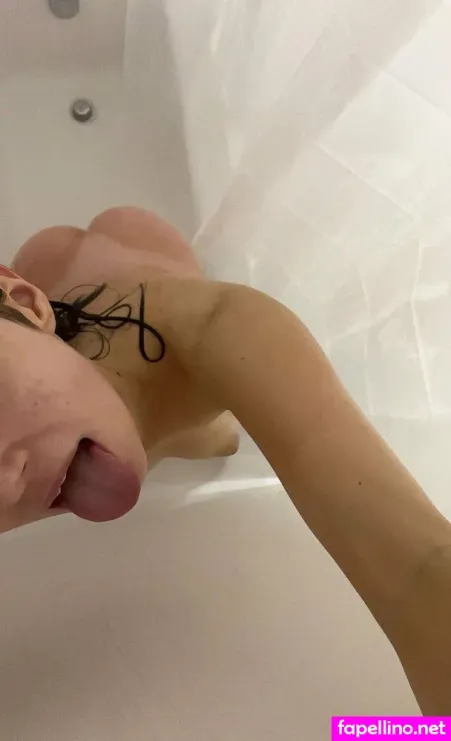 Emily Raye Main Profile Photo