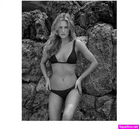 Emily Reeves OnlyFans Thumbnail #DAXSuDdQFI