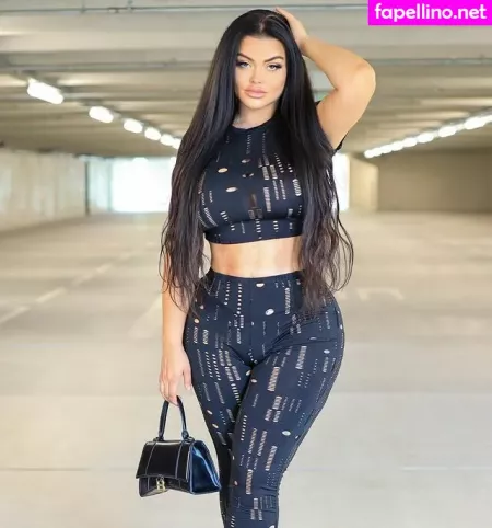 Emily Regina OnlyFans Thumbnail #IDv4VI7ZLb