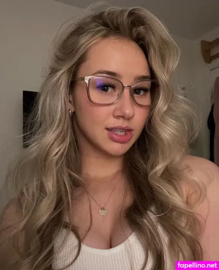 Emily Rickwood OnlyFans Thumbnail #FgyO1COfeR