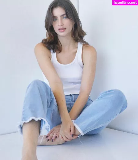 Emily Rinchita OnlyFans Thumbnail #LbBUcqFiKg