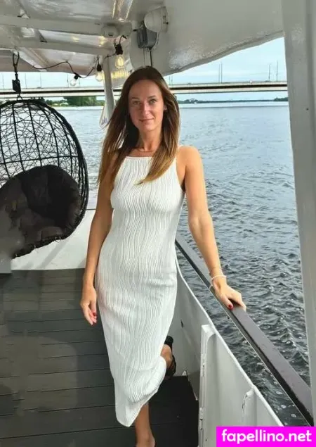 Emily Rose 4 OnlyFans Thumbnail #XFUBXjFshv