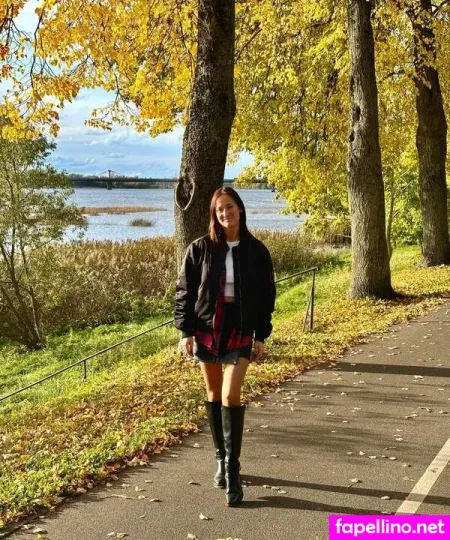 Emily Rose 4 OnlyFans Thumbnail #bKZcbv8wqn