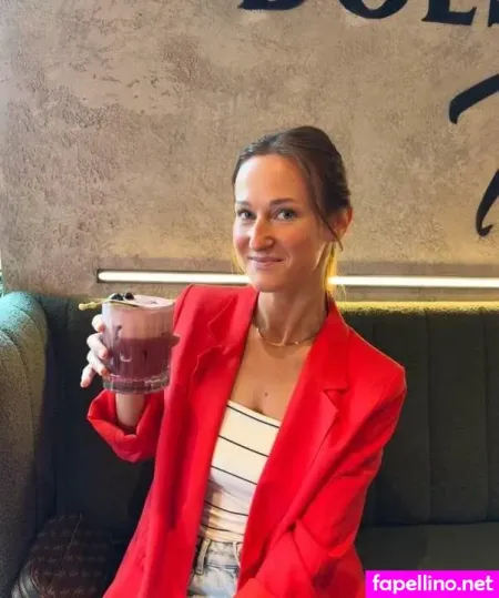 Emily Rose 4 OnlyFans Thumbnail #uk8uoIqdE0