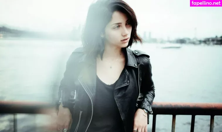 Emily Rudd OnlyFans Thumbnail #DEhqvnPkAo