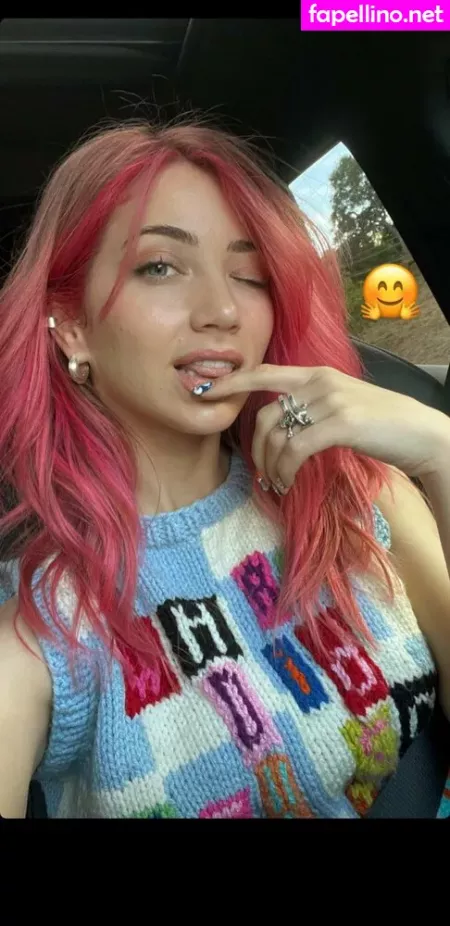 Emily Rudd OnlyFans Thumbnail #iGU4jAWDzr