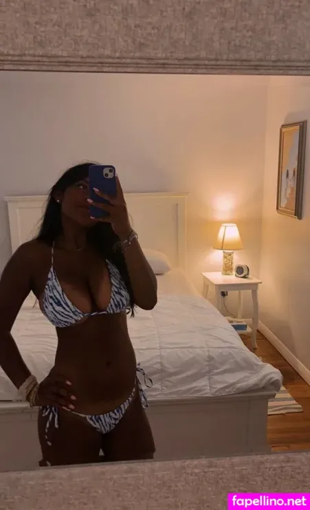 Emily Santtt OnlyFans Thumbnail #d6nAjLfLtm