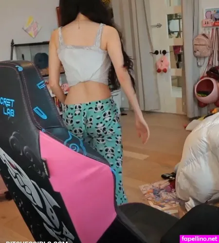 Emily Schunk OnlyFans Thumbnail #LFrnfBUH8T