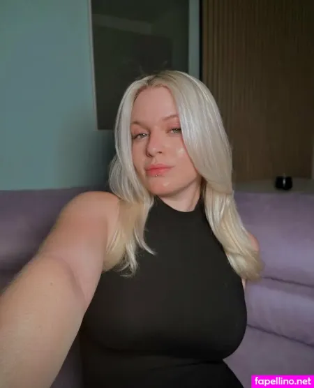 Emily Schwarz OnlyFans Thumbnail #HGhrF1Wpiq