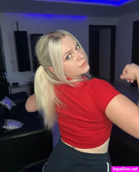 Emily Schwarz OnlyFans Thumbnail #MTsorpttM1