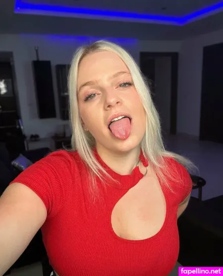 Emily Schwarz OnlyFans Thumbnail #O6lLdZYHiJ