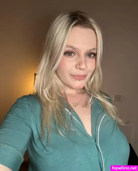 Emily Schwarz OnlyFans Thumbnail #Odddd6pTgU