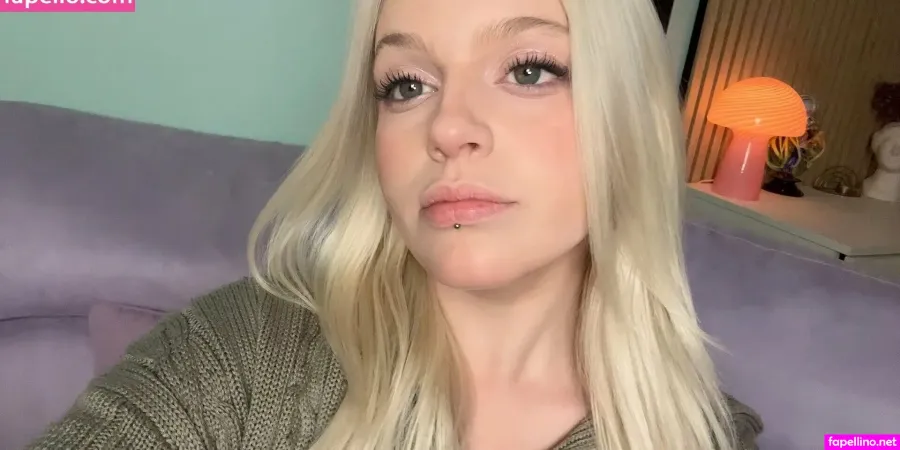 Emily Schwarz OnlyFans Thumbnail #jmrPwgh24i