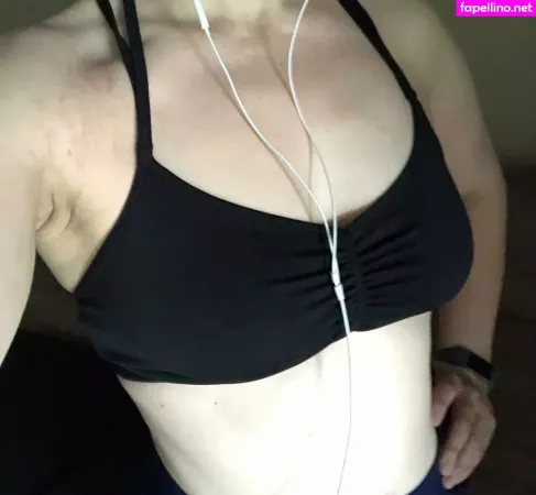 Emily Sequoia OnlyFans Thumbnail #pbBsyrdCGC