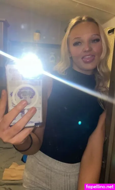 Emily Snowden OnlyFans Thumbnail #xGhHE9mWfQ