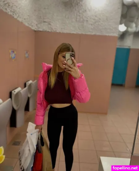 Emily Sweety OnlyFans Thumbnail #DXZUxtzrk4