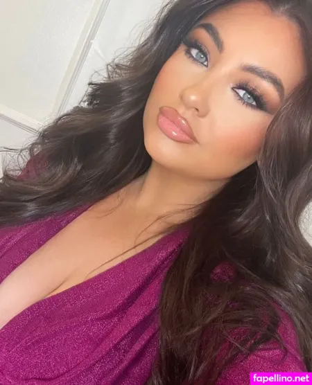Emily T OnlyFans Thumbnail #3dMxHLiCo3