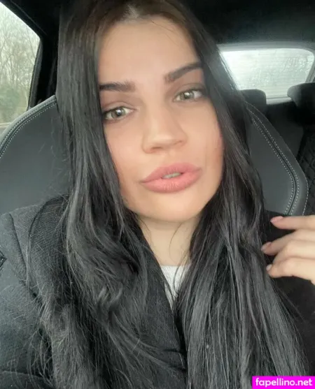 Emily Thompson Main Profile Photo