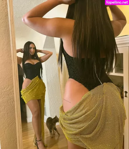 Emily Tosta OnlyFans Thumbnail #7TyzoY3Cug