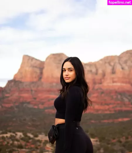Emily Tosta OnlyFans Thumbnail #MTXf5hJaT2