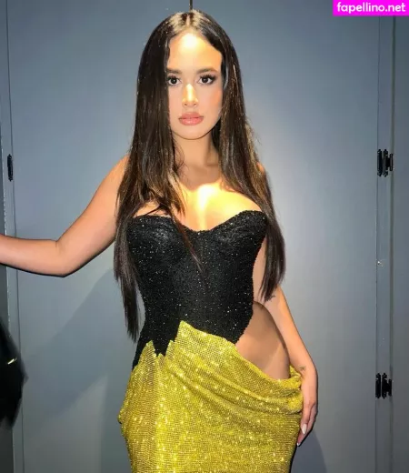 Emily Tosta OnlyFans Thumbnail #ZfhhqjZwN5